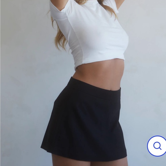 Everyday Mini Skirt Raven - Picture 2 of 2